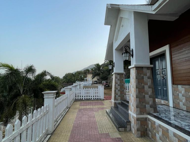 Siddhant Hill Resort,a 4 Bed Duplex Bungalow with Private Swimming Pool